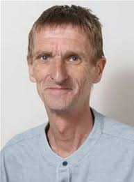 The widow who has carried her husband's ashes for three years because being  homeless means she can't lay him to rest