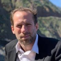 40+ perfiles de «Chartier»