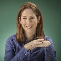 Elizabeth Sanborn's Instagram, Twitter & Facebook