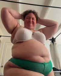 Back to normal. Which is better? . . . . . • bbw nsfw nsfwlittle  plussize ssbbw curvy curvygirl