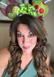 Mary Pepp's Instagram, Twitter & Facebook