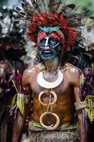 Most of the world didn't know anyone lived in the highlands of papua new guinea until the 1930s, when australian gold prospectors surveying the area realized there were about a million people there. Papua New Guinea Charles Fourtree