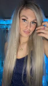 Open row of capsules  #Invisifusion#iceextensionsaustin#microcapsules#slavichair#iceinvisibleextension#highlightshair#austinhairstylist#airtouch#balayage#balayagehighlights#airtouchaustin#haircut#haircutsforwomen#lorealprofessionnel#hairextensions  ...