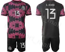 La foto con ochoa dibujando el uniforme no se la cree nadie así como aún se recuerda a campos y sus uniformes coloridos, memo parece estar acumulando su. 2021 Goalkeeper Mexico Soccer Gk Goalie 13 Guillermo Ochoa Jersey Set 1 Corona 10 Blanco Jorge Campos Mexican Football Shirt Kits Uniform From Top Sport Mall 12 6 Dhgate Com