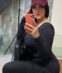 بالصور.من هي سلمى الشيمي صاحبة جلسة تصوير سقارة و معلومات خطيرة عنها. Ø³Ù„Ù…ÙŠ Ø§Ù„Ø´ÙŠÙ…ÙŠ Ù…ÙˆØ¯ÙŠÙ„ Ø³Ù‚Ø§Ø±Ø© Ø¨Ø§Ù„Ø²ÙŠ Ø§Ù„ÙØ±Ø¹ÙˆÙ†ÙŠ Ø£Ù…Ø§Ù… Ø§Ù„Ù†ÙŠØ§Ø¨Ø© Ø§Ù„Ø¹Ø§Ù…Ø© Ø§Ù„ÙˆÙØ¯