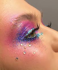 Make Up Trend Euphoria Diana Ionescu Make Up Studio Rave Makeup Glitter Makeup Looks Bold Makeup Looks