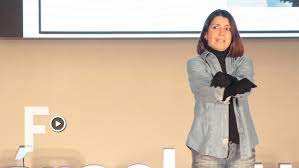 Las lecciones de vida que la cárcel le dejó a Adriana Arango - YouTube