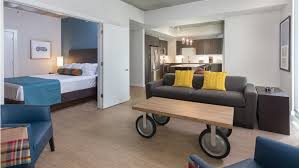 As well as zoning the space, the design is an ingenious response to building regulations, which prevented ewald from removing the interior walls. Timeshare Units Trump Hotel Rooms Here S Why Resortshare