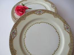 Vintage meito china springtime pattern occupied japan. Vintage Meito Annette Pink Gold Floral Dinner Plates Set Of Four Dinner Plate Sets Pink And Gold Plates