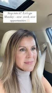 Amanda Eckart's Instagram, Twitter & Facebook