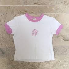 Browse these beautiful brandy melville to get the perfect attire for girls. Pin On Brandy Melville T Shirts
