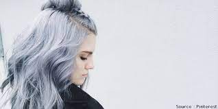 Découvrez comment camoufler vos cheveux blancs grâce à cet article meilleure coloration cheveux blancs 2020 : Comment Avoir Les Cheveux Gris Gouiran Beaute Le Mag
