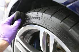 Quick Detailing Tip: Cleaning and dressing your tires properly - Rennlist -  Porsche Discussion Forums