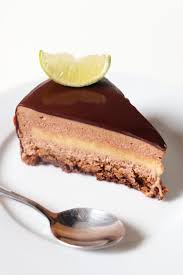 Entremets Chocolat Citron Vert Et Jaune Recette Olivia Patisse Biscuit Fondant Au Chocolat Croustillant P Croustillant Chocolat Gingembre Recette Chocolat