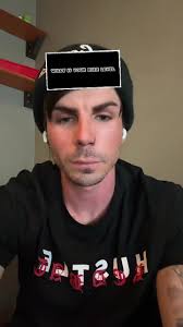 Ewald van Zyl (@eveecharl)