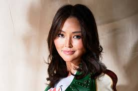 Elizabeth tan on wn network delivers the latest videos and editable pages for news & events, including entertainment, music, sports, science and more, sign up and share your playlists. Elizabeth Tan It S Rare To Find A Three Dimensional East Asian Character In Period Dramas London Evening Standard Evening Standard