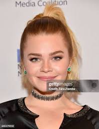 145 Ana Osorio Stock Photos, High-Res Pictures, and Images