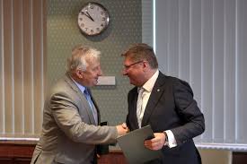 We did not find results for: Parragh Laszlo Semjen Zsolt Pestisracok