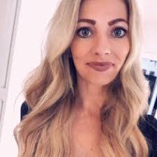 Mandy Snyder's Instagram, Twitter & Facebook