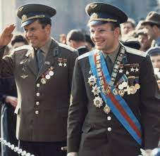 Juri gagarin war für die sowjetunion nur menschliche fracht. Raumfahrt Geheimakten Belegen Wie Juri Gagarin Wirklich Starb Welt