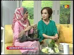 Nah buat kamu yang pengin punya banyak duit seperti hotman paris sebagai pengacara kondang. New Year Resolution 2012 Whi Tv3 Show Julian Leicester Helps Phat Phabes Youtube