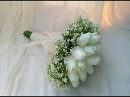 Diy Tulips And Baby S Breath Bridal Bouquet بوكيه العروسة بوردة التوليب القماش والجيبسوفيلا حصرى Youtube
