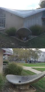 This Building Has No Gutters Instead It Uses A Curved Roof And A Bowl Like Structure T Rain Water Collection Rain Water Collection System Backyard Landscaping