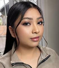 Anna Lucente's Instagram, Twitter & Facebook