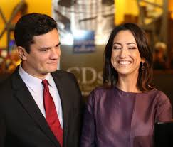 A denúncia foi publicada no wikileaks, refere o sindicalista, para quem os principais interessados e grandes beneficiados com a investigação são. Esposa De Sergio Moro Comemora Vitoria De Bolsonaro Feliz Jovem Pan