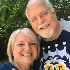 Does Carthage pick up leaves anymore?