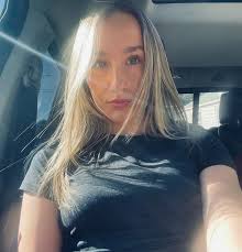 Anneka Woolner (@anneka_belen) • Instagram photos and videos