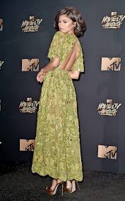 Zendaya In Zuhair Murad Nice Dresses Zendaya Style Zendaya Outfits