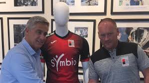Fred vanderbiest très optimiste concernant la montée de l'antwerp. Au Rwdm Fred Vanderbiest Est De Retour A La Maison Edition Digitale De Bruxelles