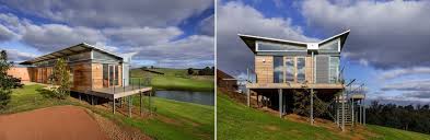 Butterfly roof house with private apartment Gorgeous Houses With Butterfly Roofs And Trendy Designs