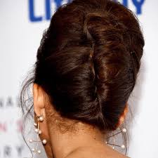 Slick hair into a side ponytail, and then braid large sections of the hair like actress yara shahidi. 9 Easy On The Go Hairstyles For Naturally Curly Hair