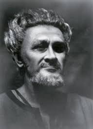 Two renowned baritones pass away in Germany