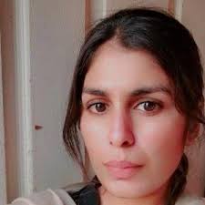 Maryam Bisharat English,Chemistry,Physics online tutor Rs 1500