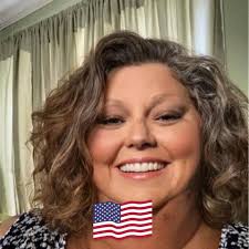 Brenda Cox ( daughter of Mildred( Horton) Gottachald , Brandy (cox)  Boudreaux ,granddaughter of Mildred , Jasmine (Boudreaux ) Cerda Great  grand daughter .