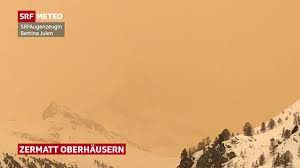 Besonders am freitag und samstag ist die konzentration des saharastaubs über der schweiz hoch und beeinflusst somit auch unser wetter. Saharastaub Wetterphanomen In Der Schweiz Bringt Spektakulare Fotos Watson