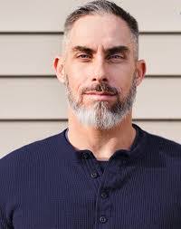 David Tupper's Instagram, Twitter & Facebook