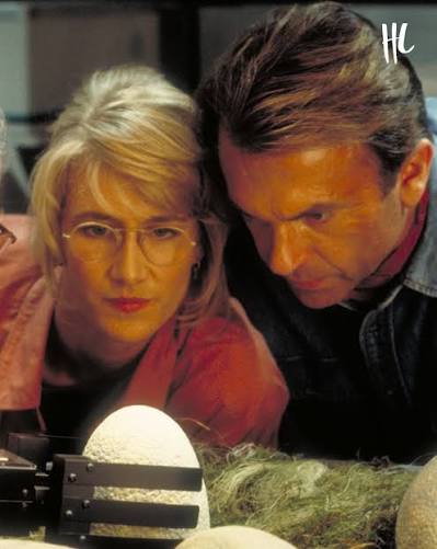 Laura Dern pays tribute to her late 'Jurassic Park' costar Sam Neill, who  died at the age of 78. (📸: Getty Images)