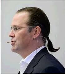 #man bun #not amab #man ponytail. Men In Financial Services Who Have Ponytails And Have Got Away With It Efinancialcareers