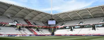 Go on our website and discover everything about your team. Club Profile Stade De Reims Ligue 1 Uber Eats
