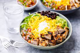 A Copycat Chipotle Chicken Burrito Bowl That S Affordable And Delicious Recipe In 2021 Chicken Burrito Bowl Chipotle Chicken Chicken Burritos