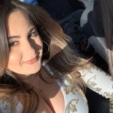 Amy Morfin's Instagram, Twitter & Facebook