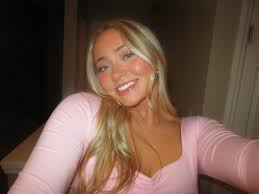 chloe (@chloewright.12) • Instagram photos and videos