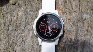 Then press and hold the light button for one second to switch on the smartwatch. How To Reset A Garmin Watch