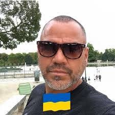 Bobby Juarez's Instagram, Twitter & Facebook