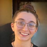 Rachel Lambros's Instagram, Twitter & Facebook