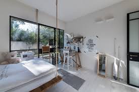Bed suspended from ceiling in london apartment. Have You Ever Seen A Bed Suspended From The Ceiling